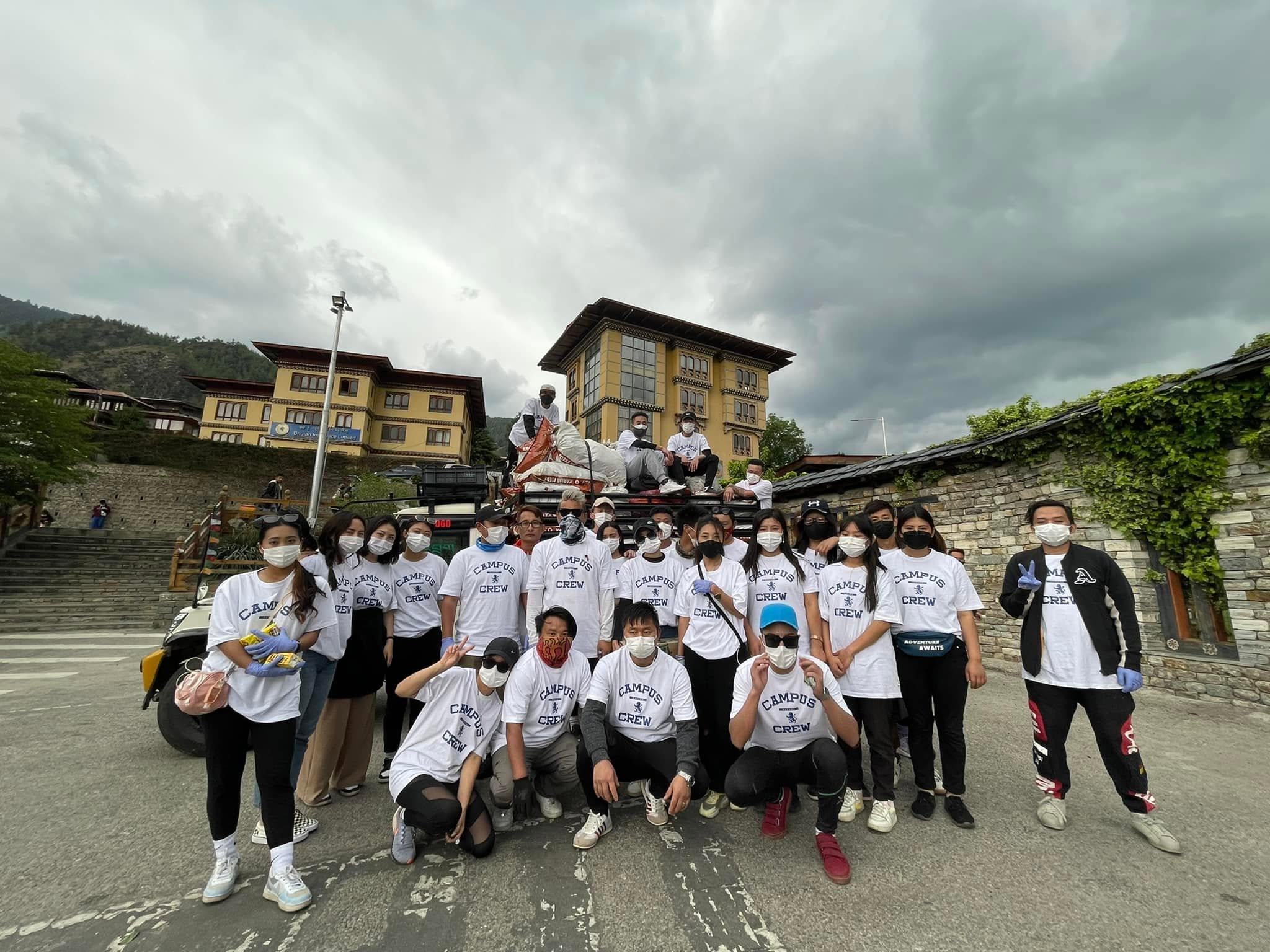 Volunteers from Karma Kelvin & Team
