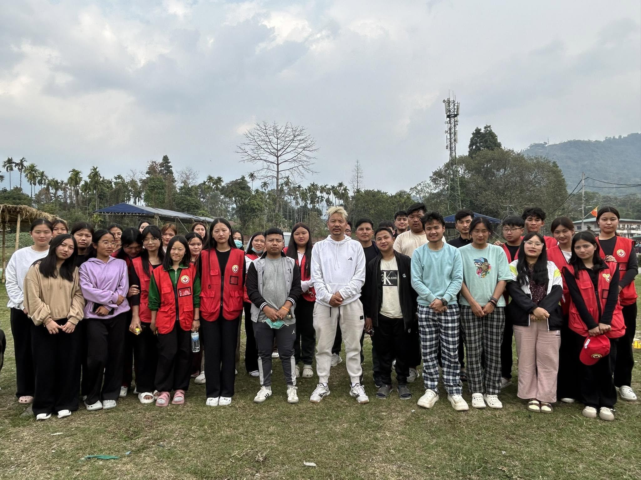 Volunteers from Karma Kelvin & Team