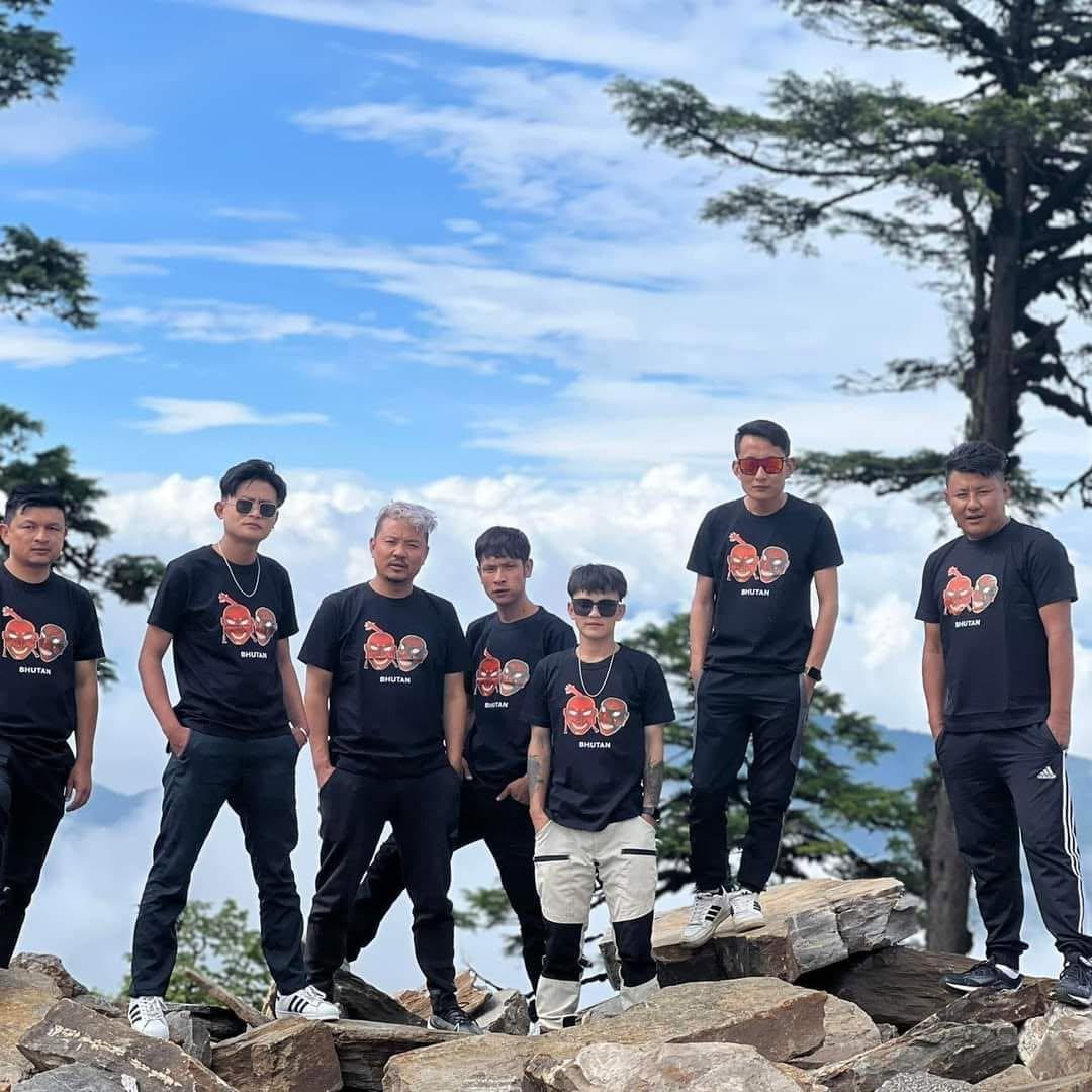 Karma Kelvin with community members